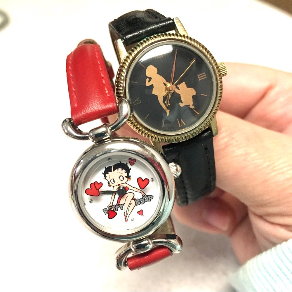 Bundle of used womens/kids Winnie the Pooh and Betty Boop watches.